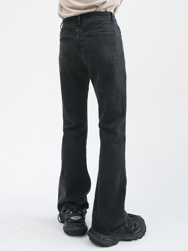 Jeans sueltos adelgazantes de pierna ancha ligeramente acampanados para hombre que combinan con todo-4