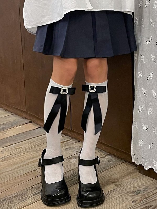 Calcetines hasta la rodilla con adorno de lazo de diamantes de imitación-2