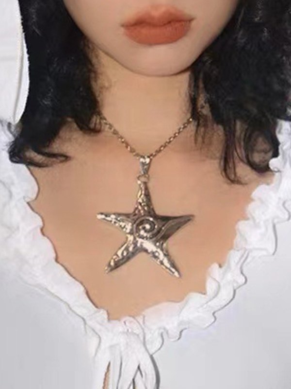 Collar con colgante de estrella futurista grande-1